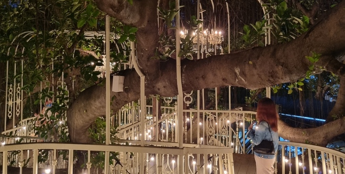 Tsai Eatery – Riverside Restaurant – Bangkok